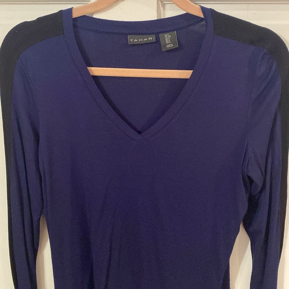 Tahari, V-neck top